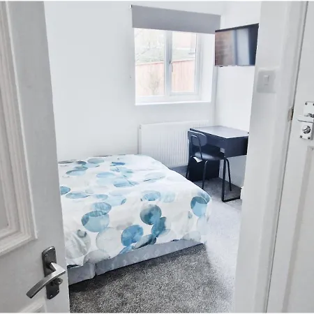 Lovely Room In Modern House Near Nottingham Exterior photo