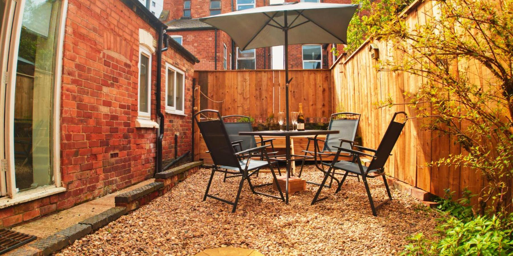 Lovely In Modern House Near * Nottingham