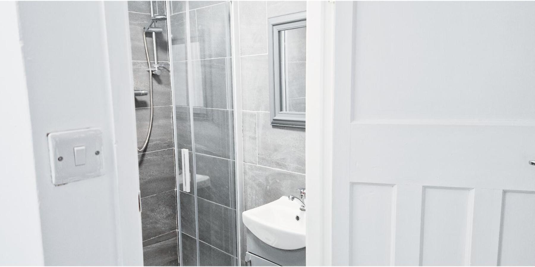 Lovely In Modern House Near Nottingham